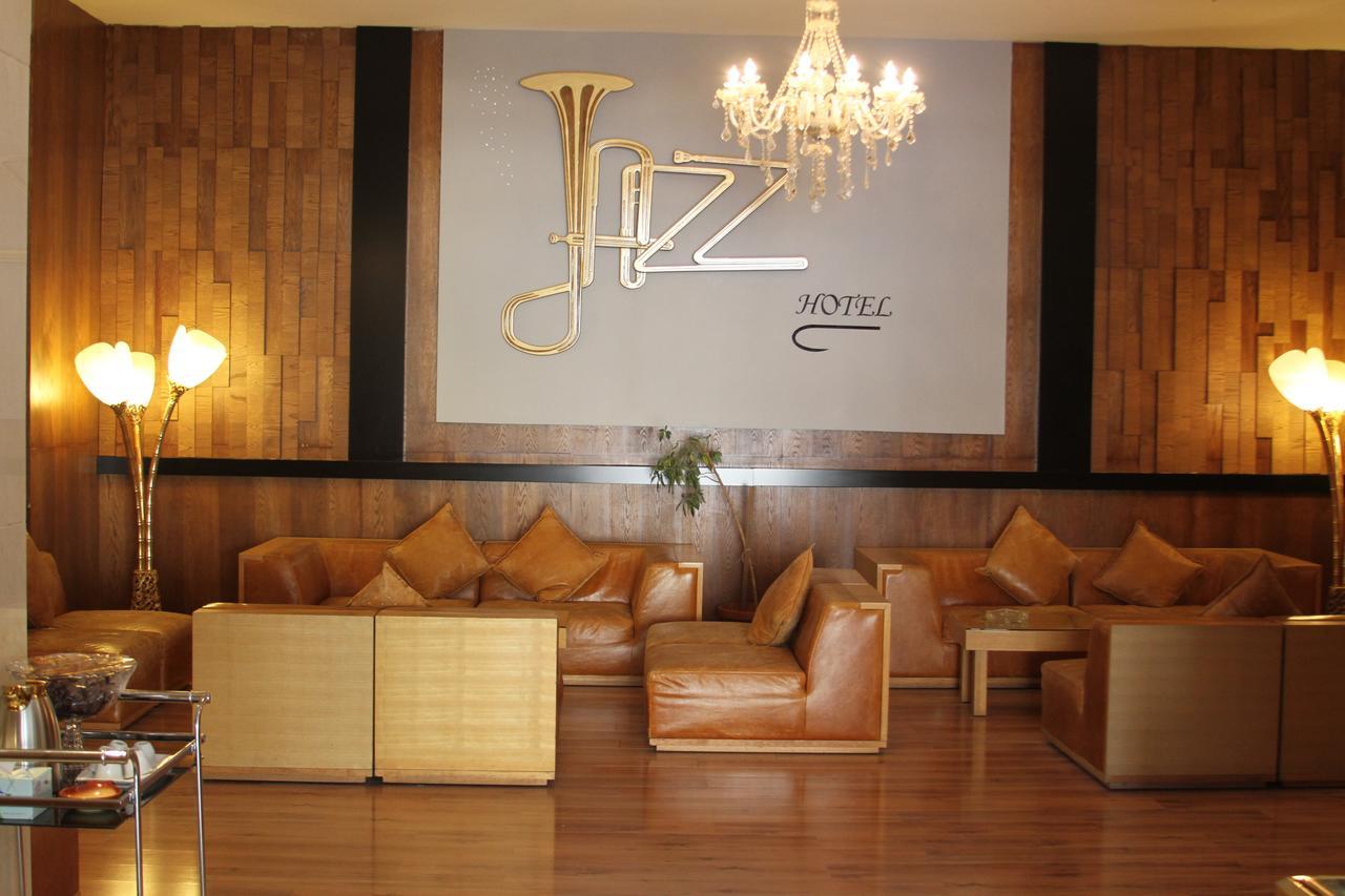 Le Jazz Hotel Kuwait City Exteriör bild